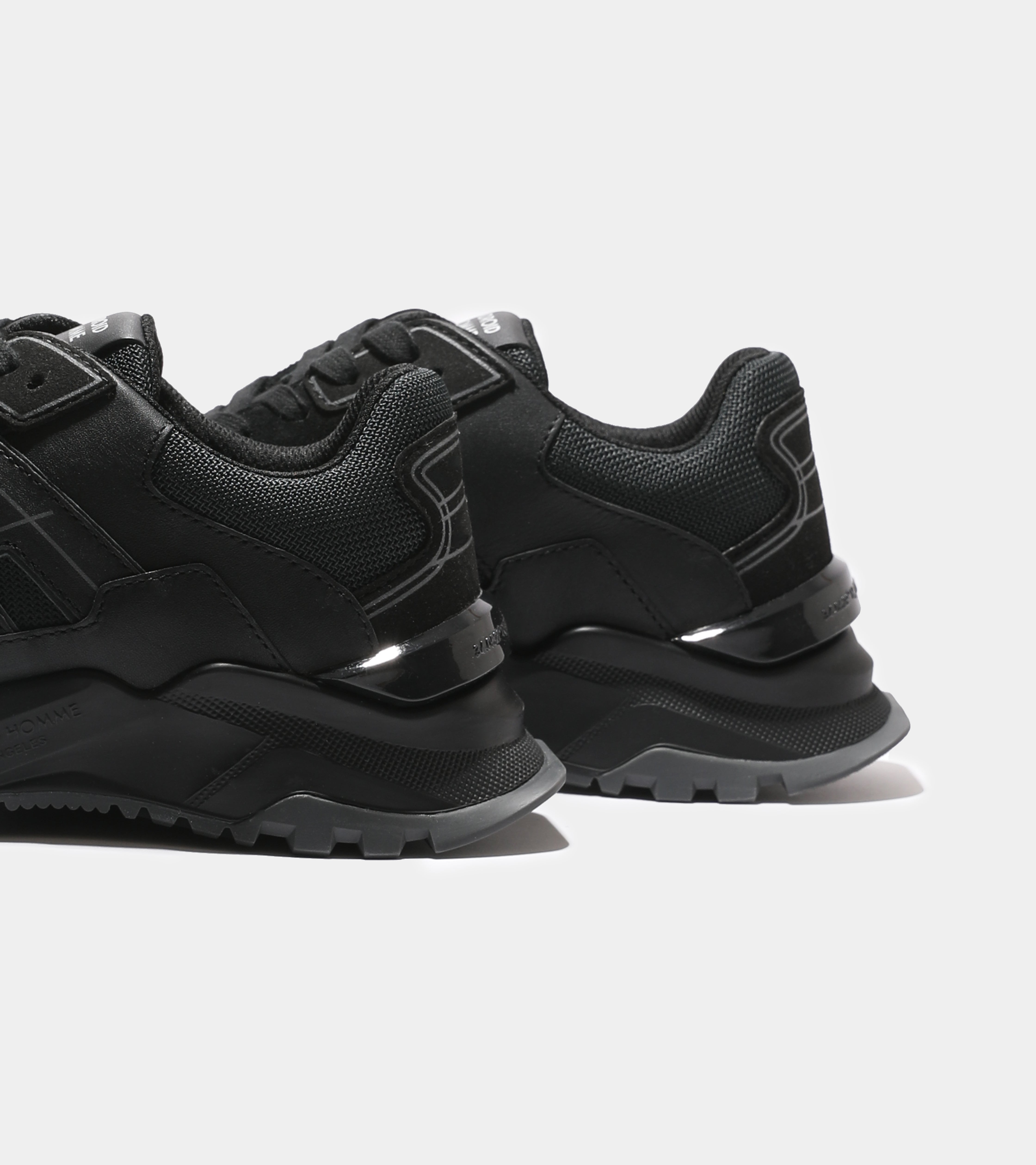 AH One | Triple Black  AHC244-05