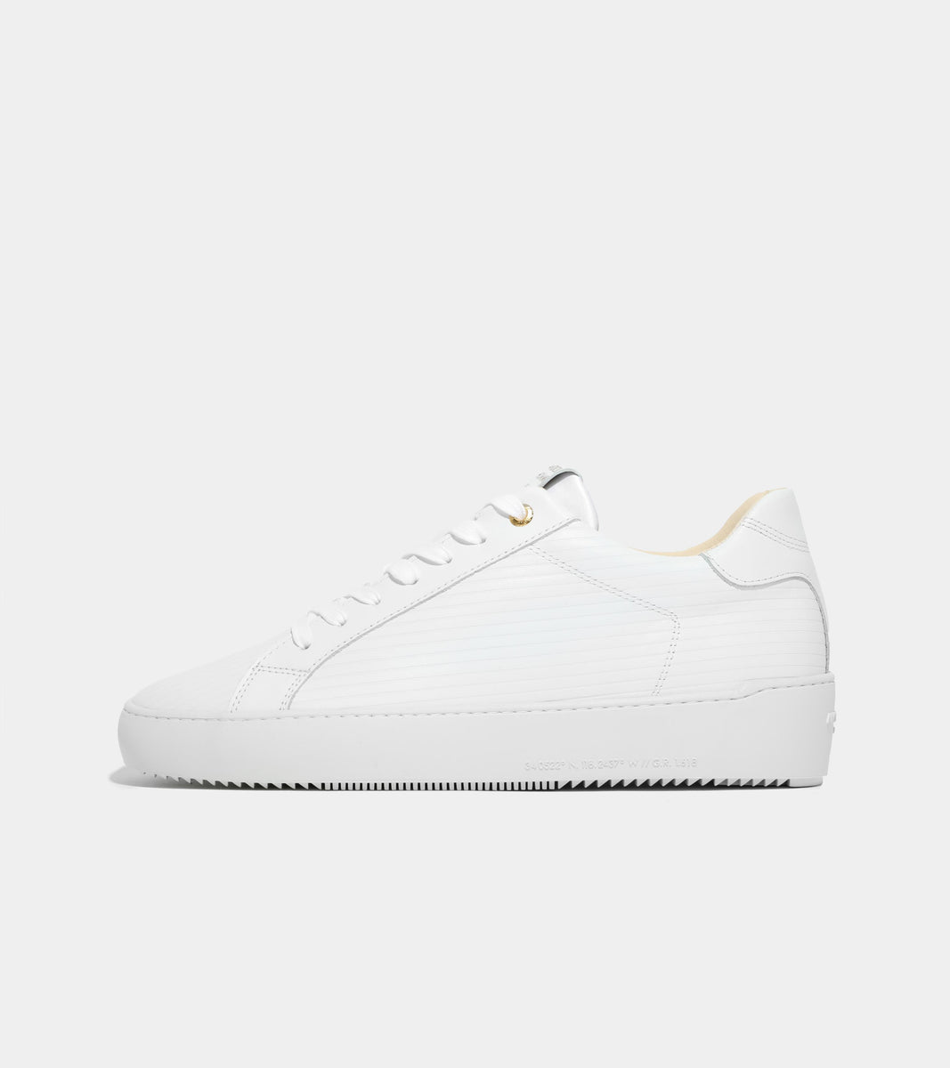 Zuma | White Linear Emboss AHP221-44 – Android Homme